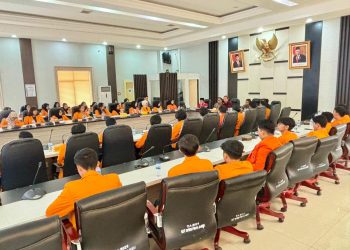 Edi Purwanto Paparkan Tugas dan Fungsi DPRD ke 84 Mahasiswa Fakultas Hukum Unja/ Foto: Hadian