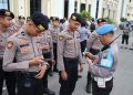 Hanphone Personel Polresta Jambi di Periksa Provos/ Foto: mhd-ampar