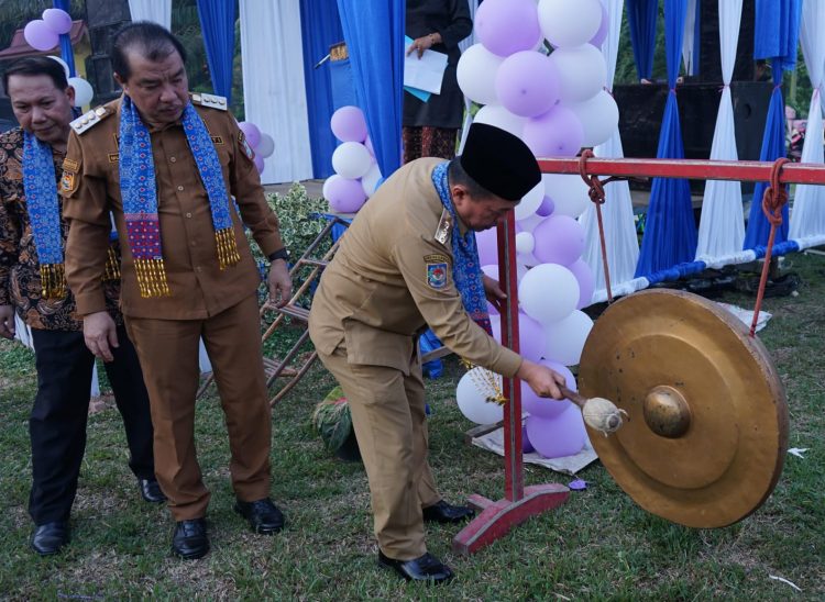 Gubernur Jambi Resmikan Sekolah Lansia di Merangin