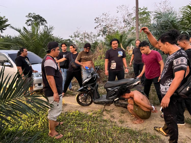 Gerak Cepat Tim Opsnal Sat Reskrim Polres Merangin Ungkap Kasus Curanmor, Mendapat Apresiasi Dari Korban/ foto/ ton/ampar