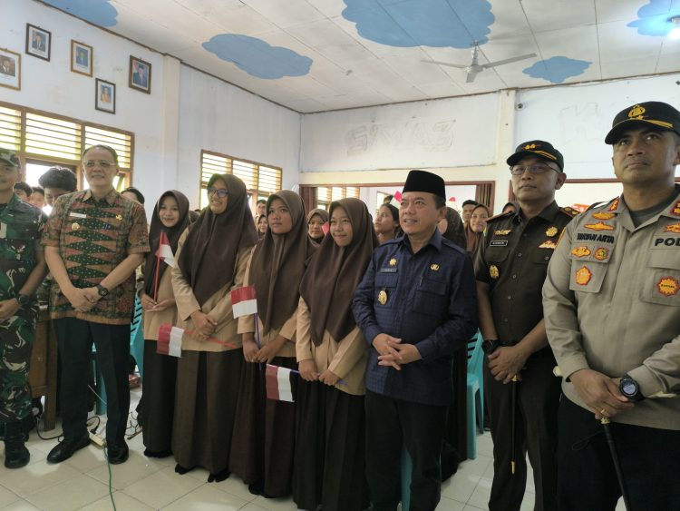 Al Haris Ajak Siswa SMAN 3 Tebo Cintai dan Bangun Karakter Bangsa