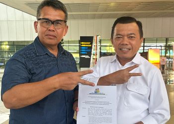 Al Haris (kanan) bersama Letjen TNI (purn) Hilman Had/Foto/ istimewa