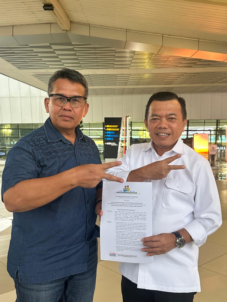 Al Haris (kanan) bersama Letjen TNI (purn) Hilman Had/Foto/ istimewa