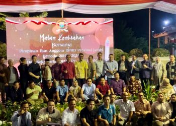 Pimpinan dan Anggota DPRD Provinsi Jambi Periode 2019-2024 Gelar Malam Keakraban