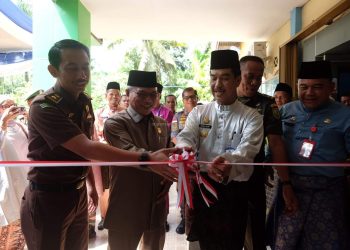 Pj Bupati Muaro Jambi Hadir dan Meresmikan Gerai Datuk Kader