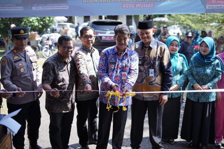 Pj Bupati Muaro Jambi Henghadiri Jambore TP PKK se-kecamatan Jaluko