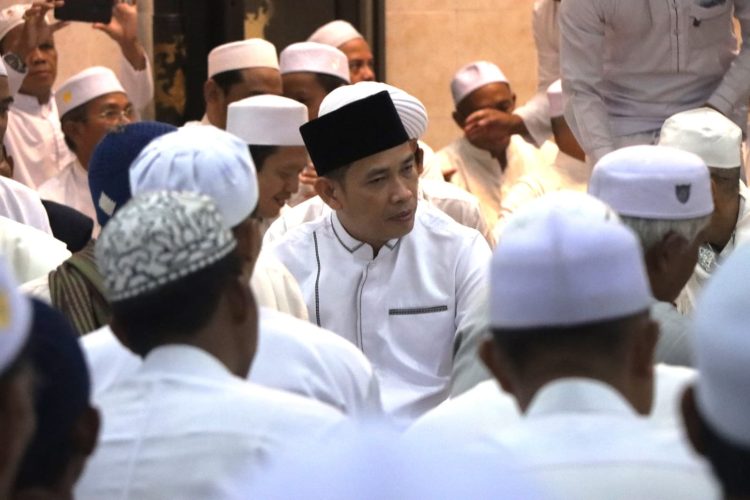 Pjs Bupati Tanjab Barat Hadiri Tabligh Akbar dan Haul Syekh Abdul Qadir Al-Jailani