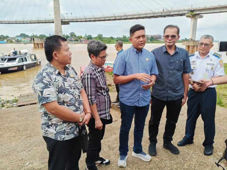 Ketua DPRD M.Hafiz Minta Polairud Polda Jambi Proses Pengusaha Pemilik Tongkang