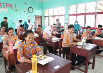 foto/jambi ekspres: Ilustrasi makan bergizi gratis