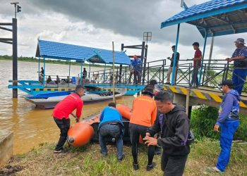 Tragedi Kapal Pompong Terbakar di Sungai Batanghari Tanjab Timur, 2 Orang Selamat dan 1 Orang Hilang/foto/humas basarnas jambi