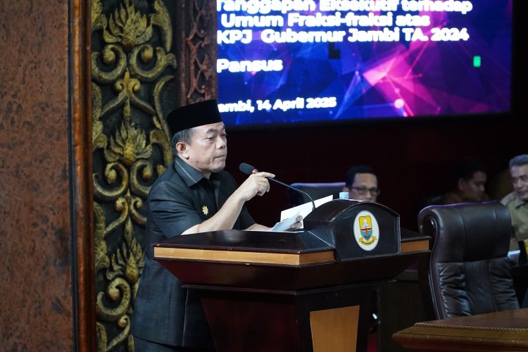 Gubernur Jambi Al Haris Jawab dan Jelaskan Pandangan Umum Fraksi DPRD/ foto/ dok.kominfo jambi