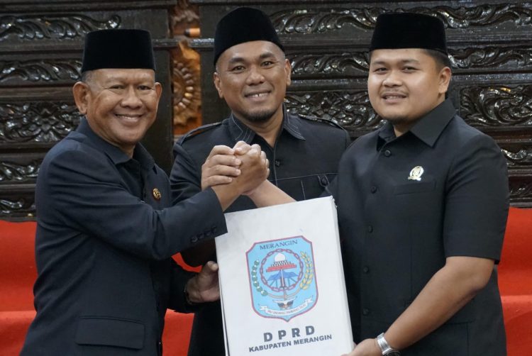 Pada Paripurna Penyampaian Rekomendasi DPRD Terhadap LKPJ Bupati 2024