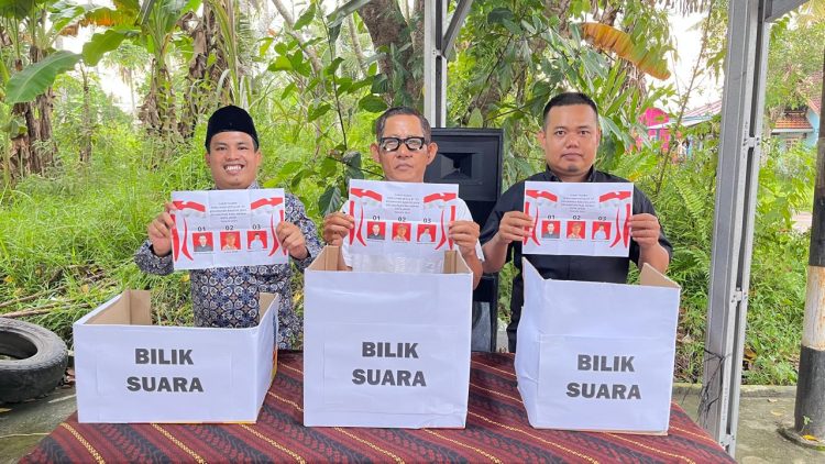 Uztadz Hairon (Kanan)/ foto: Ampar