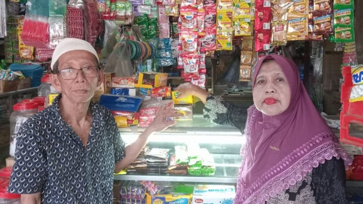 Inspiratif, Pasutri Penjual Sembako Bisa Naik Haji Belasan Tahun Menabung/Foto: Kemenag)