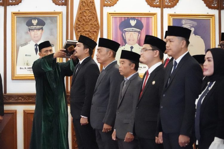 Amirzan Kabid IPS Kominfo Provinsi Jambi (Dua dari kanan)/ foto: Erick