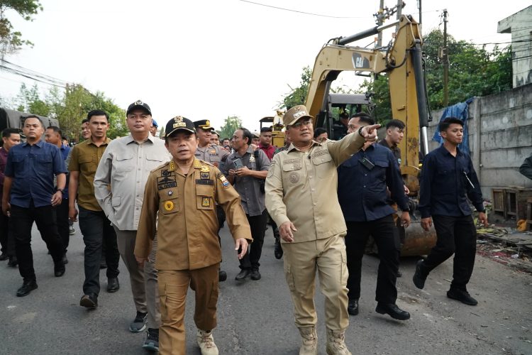 Al Haris Turun Langsung Bersama Walikota Tertibkan PKL Pasar Talang Banjar