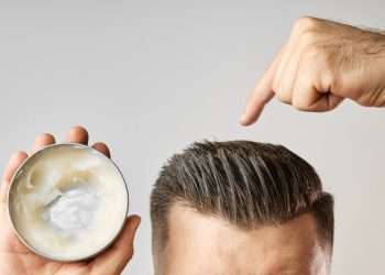Ilustrasi minyak rambut pria/ foto: istimewa