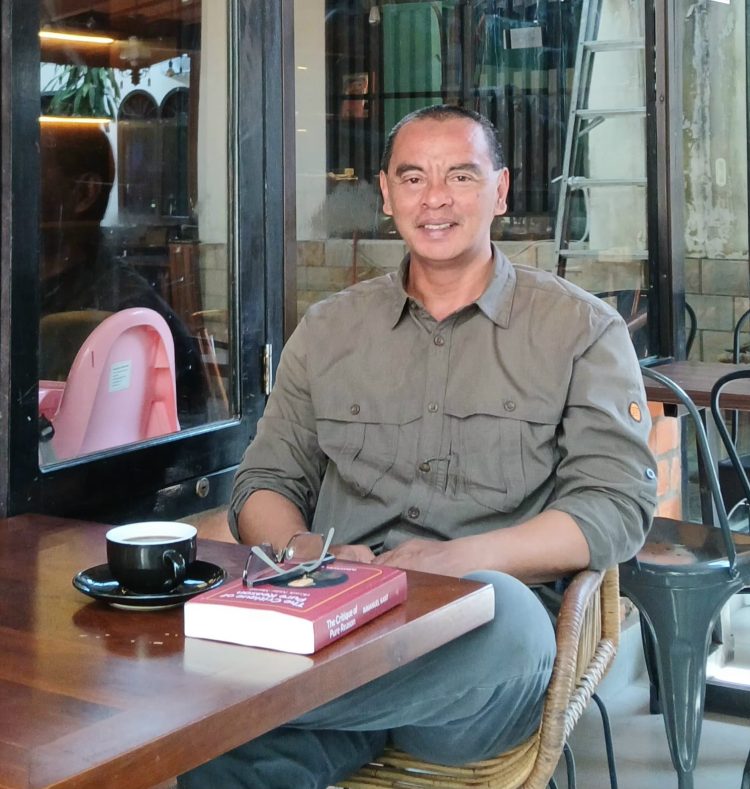 Yulfi Alfikri Noer S. IP., M. AP, Akademisi UIN STS Jambi