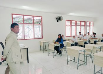 Rocky Candra Tinjau Sekolah Rakyat Menengah Atas 5 Jambi/ (Foto: ampar)