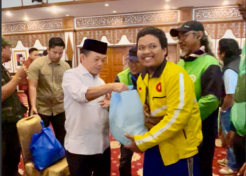 Diskusi dengan Asosiasi Ojol Jambi, Al Haris Juga Berikan Bantuan Paket Sembako
