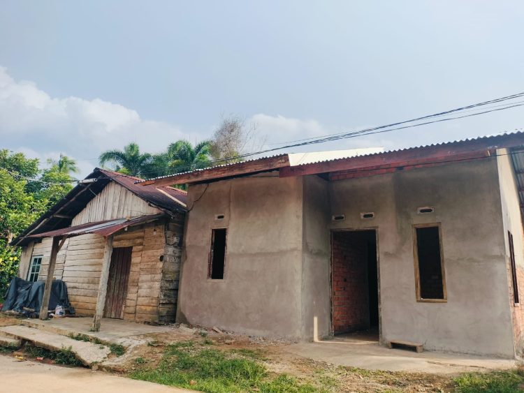Contoh bedah rumah bantuan Pemprov Jambi bersumber dari APBD 2025 di Kota jambi/ Foto: ampar