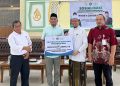 Rocky Candra Serahkan Bantuan Program IPAL ke Ponpes Darul Arifin Ness Muarojambi