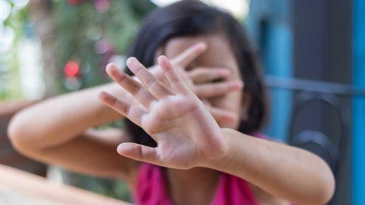 Ilustrasi pelecehan seksual terhadap anak perempuan/ Foto: Istimewa