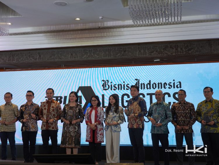 PT Hutama Karya Infrastruktur Sabet Penghargaan Bergprestasi di Ajang Bisnis Indonesia Logistics Awards 2025