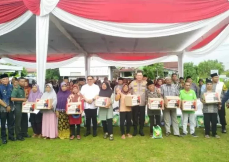 PJ Walikota Bengkulu Hadiri Acara Bantuan Sosial Kapolda 'Coling System'