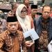 Gubernur Jambi Al Haris bersama Bupati/Walikota selaku pemegang saham dan jajaran direksi beserta komisaris Bank Jambi usai RUPS