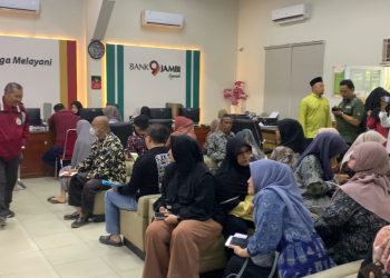 Proses penyaluran dana ganti rugi tersebut terpantau mulai berjalan serentak di berbagai kantor cabang sejak Kamis (26/2) hingga puncaknya pada Jumat (27/2/2026).