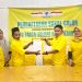 Ketua Tim Pemenangannya, Jaspari, ke Kantor DPD Golkar Kabupaten Merangin pada pukul 15.17 WIB