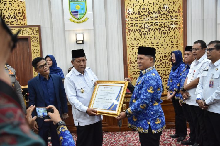 Raih Opini Kualitas Tertinggi dari Ombudsman, Disdik Provinsi Jambi Terbukti Bebas Maladministrasi