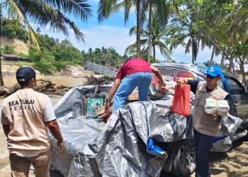 Salurkan Bantuan, Bea Cukai Lhokseumawe ke Gampong Teupin Raya