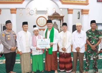 Pemkab Tanjab Barat Gelas Safari Ramadan di Desa Rantau Badak Lamo, Muara Papalik