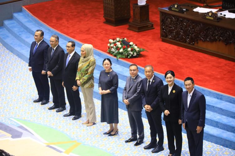 DPR RI Tetapkan Lima Calon Anggota Dewan Komisaris OJK