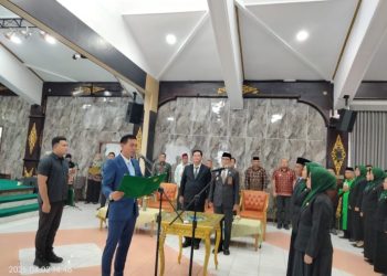 Perkuat Sektor Kesehatan, Bupati Fadhil Arief Lantik 18 Pejabat Strategis di Batang Hari