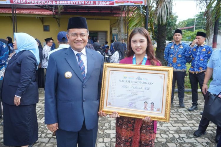 Hardiknas 2026, Wali Kota Maulana Dukung Pembatasan Media Sosial bagi Anak di Bawah 16 Tahun