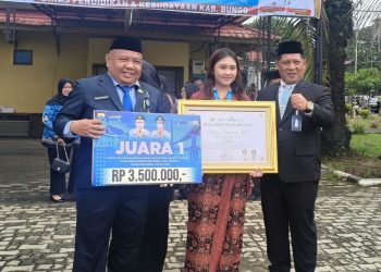 Dinas Pendidikan Jambi Sukses Kawal Siswa SMKN 4 Jambi Raih Juara Nasional, Plt Kadis: Bukti SDM Kita Berdaya Saing