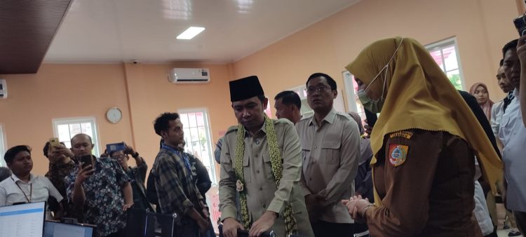 Bupati Jember meninjau fasilitas pelayanan publik di Kecamatan Tanggul, Senin (4/5/2026). (Foto: Istimewa/ampar.id)