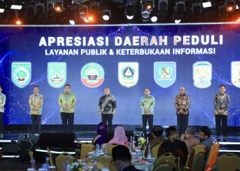 Pemkab Tulang Bawang Raih Apresiasi Daerag Peduli Layanan Publik dan Keterbukaan Informasi 