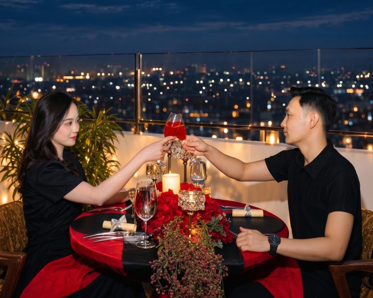 Suasana Candlelight Dinner di Swiss-Belhotel Jambi